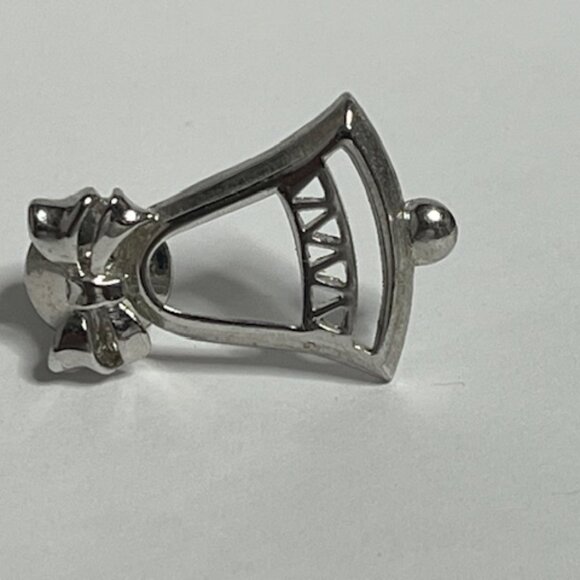 VTG AVON Christmas Bell Silver-Tone Lapel Vest Hat Backpack Pin 1981 - Picture 6 of 12